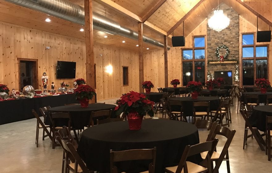 Holiday Party Decor At Country Lane Lodge